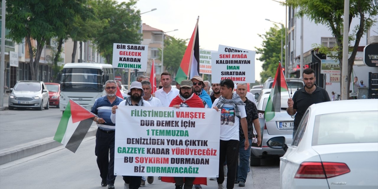 Gazze için Denizli'den Hatay'a yürüyen 7 kişi Karapınar'a ulaştı