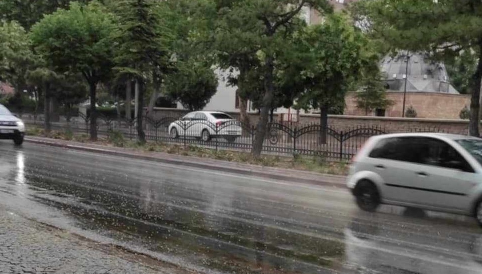 Konya'da yağış etkili oldu