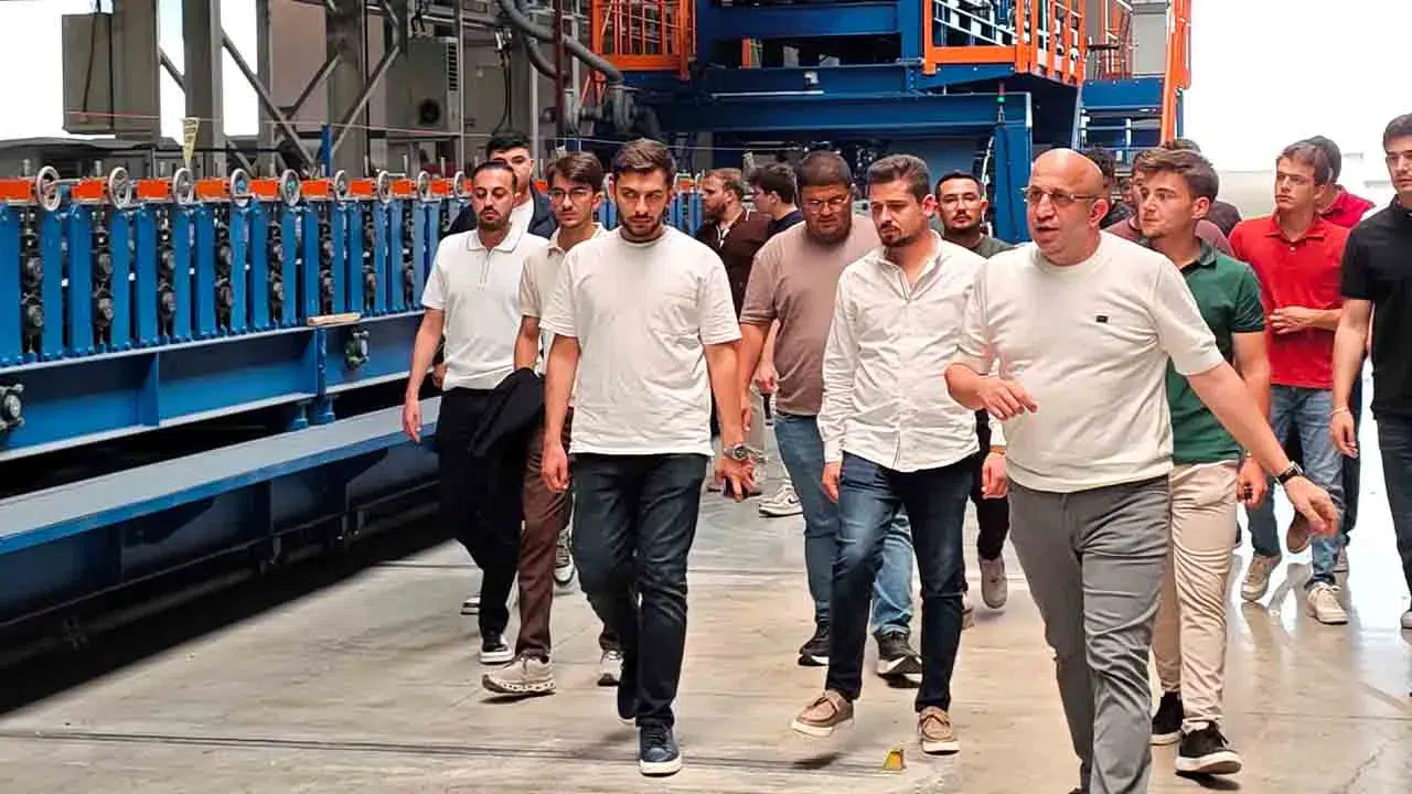 Konya’da Genç KOMÜT’ten mekpan panel’e teknik ziyaret