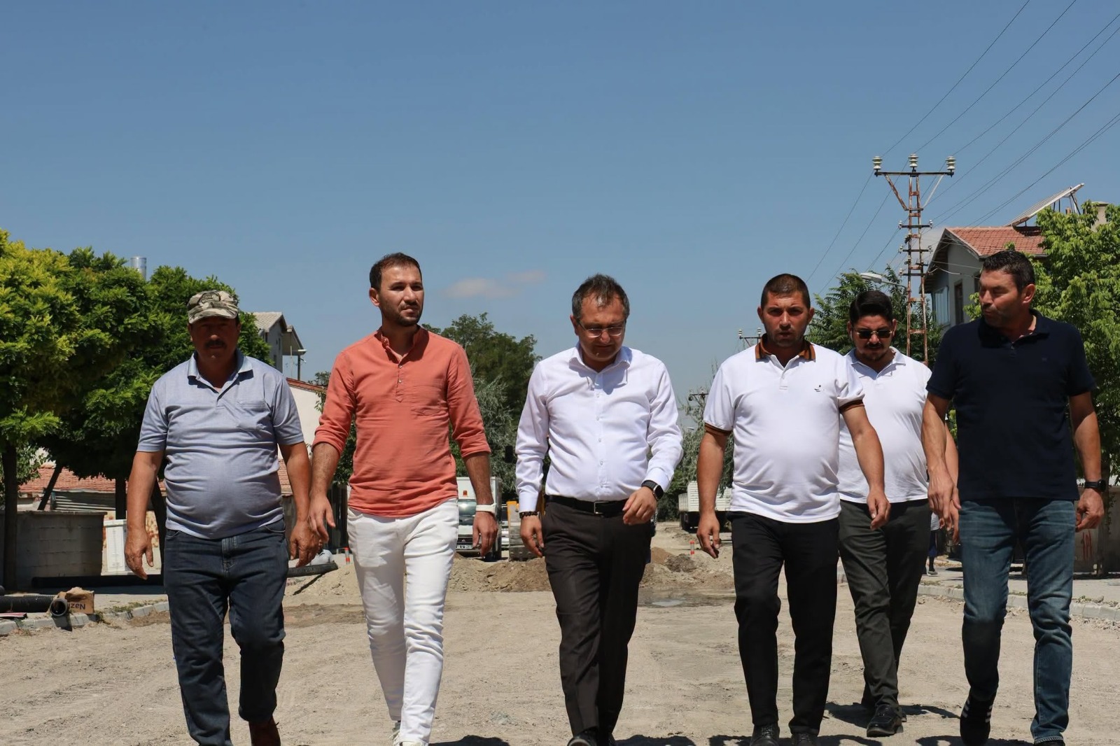 Konya Karapınar’da iki caddede asfalt mesaisi
