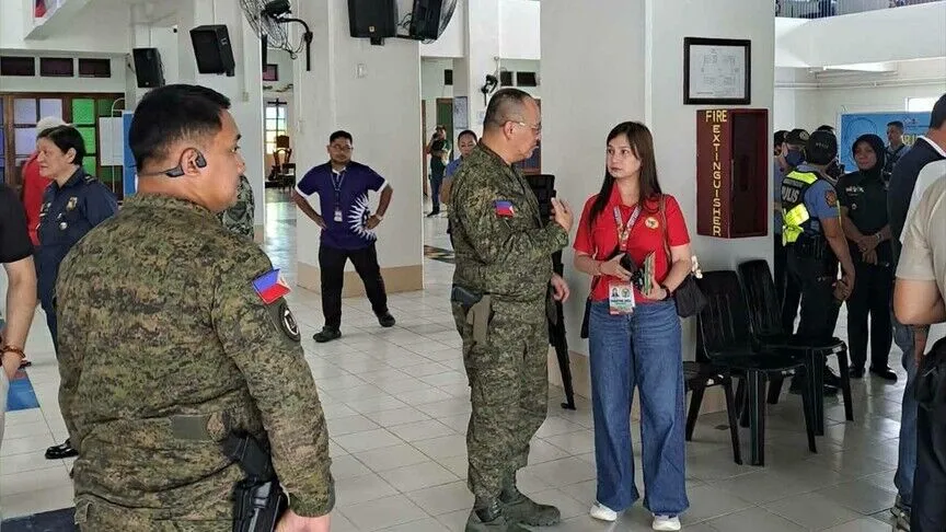 Filipinler'de bir lisede düzenlenen silahlı saldırıda 4 kişi hayatını kaybetti