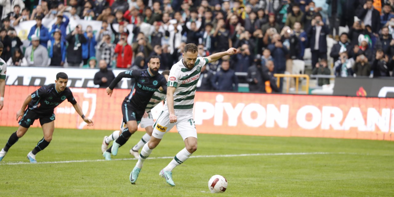 Konyaspor'un golcü oyuncusu hakkında flaş gelişme! Her şey sessiz sedasız yapıldı