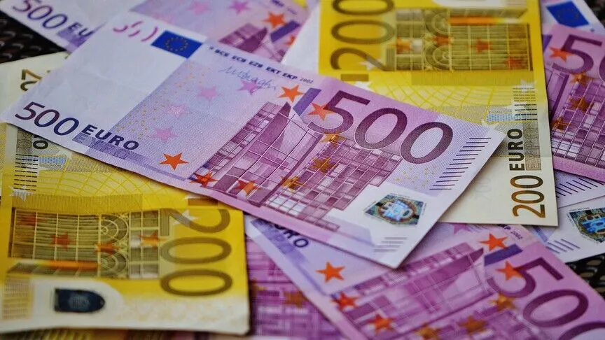 AB'den ikinci çeyrekte 21,8 milyar avro dış ticaret açığı