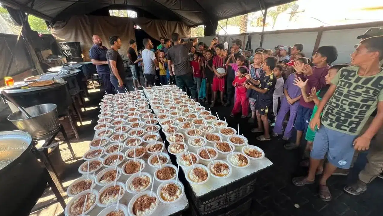 Konya’dan Gazze’ye Mevlid Kandili’nde umut eli