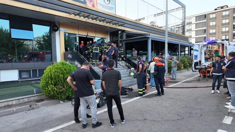 Batman'da spor salonunda çıkan yangında 2 kişi öldü, 10 kişi yaralandı