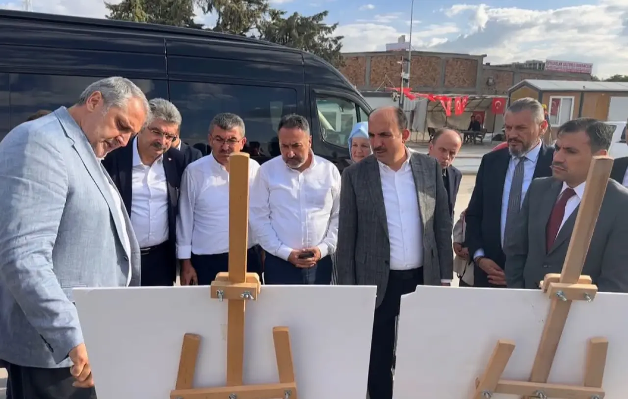 Konya’da raylı sistem yatırımlarında çalışmalar hız kazandı