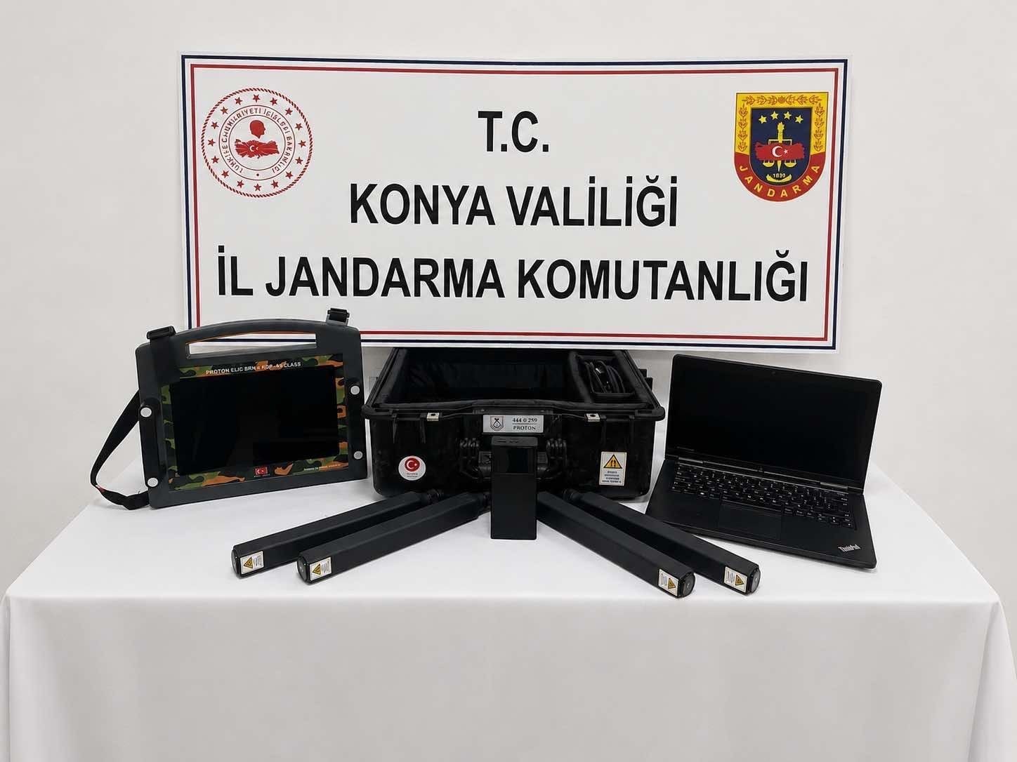 Konya’da kaçak kazı operasyonu: Çok sayıda tarihi eser ve ekipman ele geçirildi