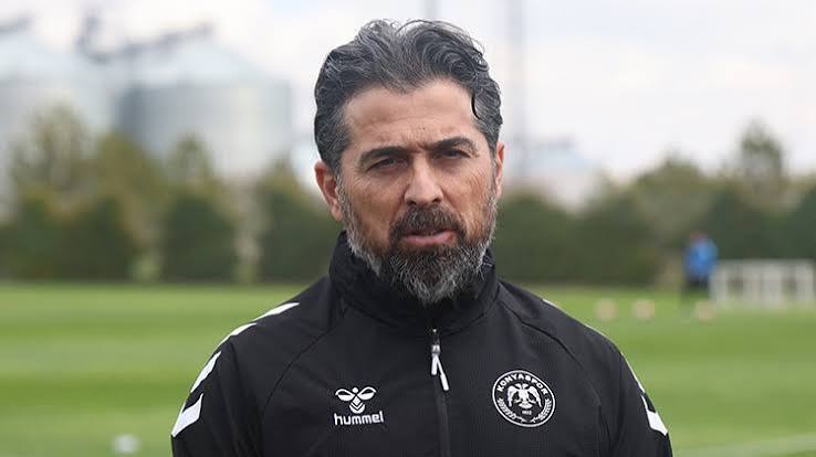 Konyaspor Teknik Direktörü İlhan Palut maçın ardından konuştu: "Taraftarımızdan özür diliyorum"