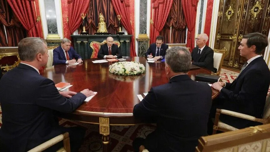 Putin'in ABD Başkanı Trump'ın temsilcileriyle görüşmesi başladı