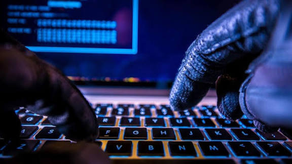 Konya’da dolandırıcıların yeni oyunu ortaya çıktı: E-Devlet benzeri site kurdular!