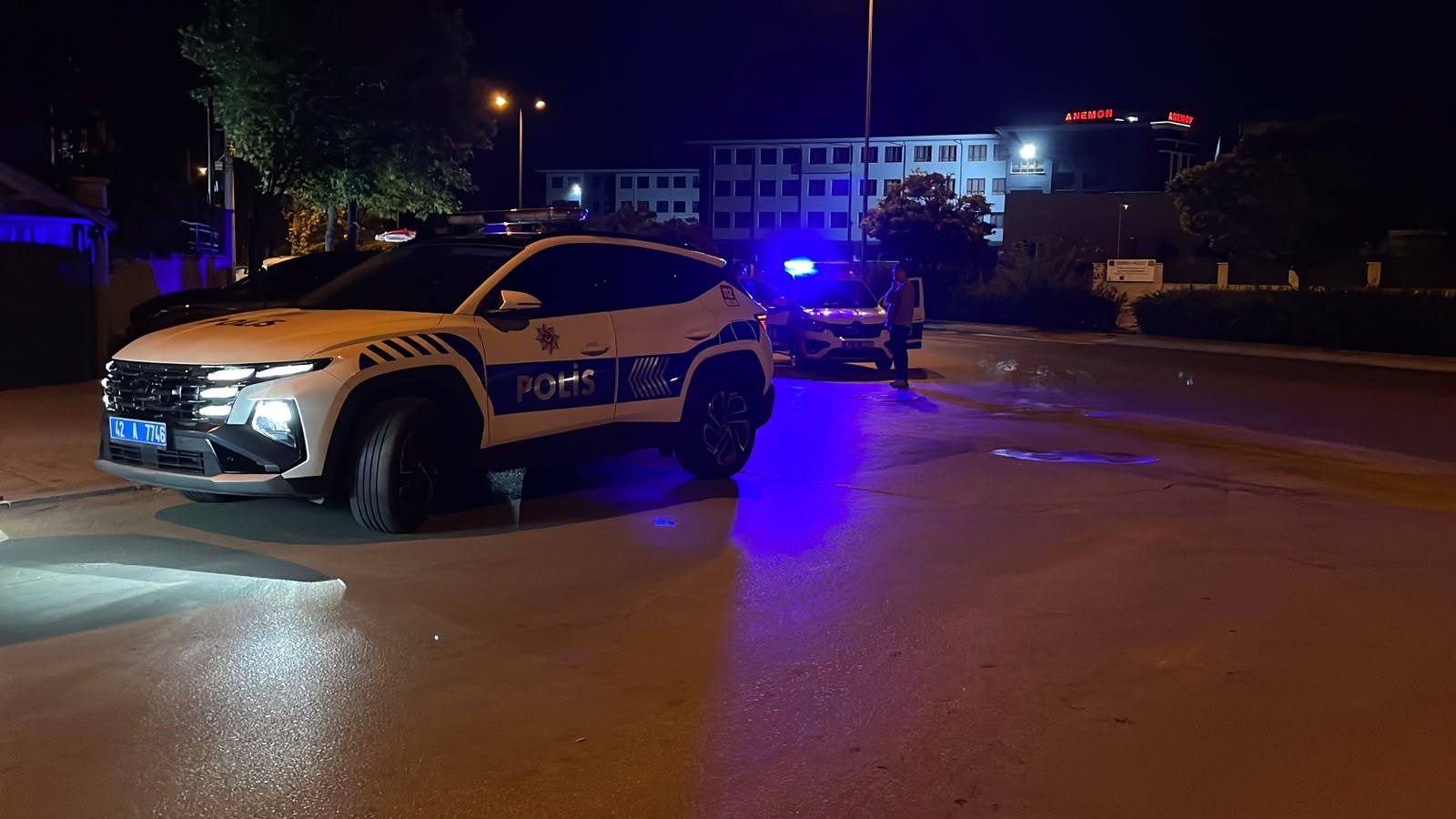 Konya'da cadde üzerinde çıkan kavga kanlı bitti: 1 yaralı