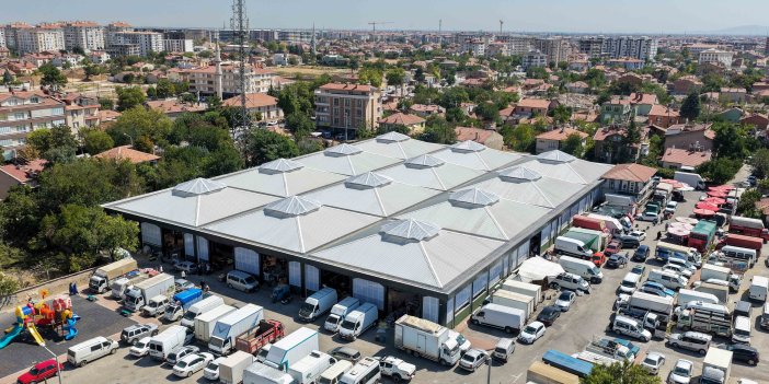 Uzunharmanlar Kapalı Pazarı Yeni Yüzüyle Hizmette