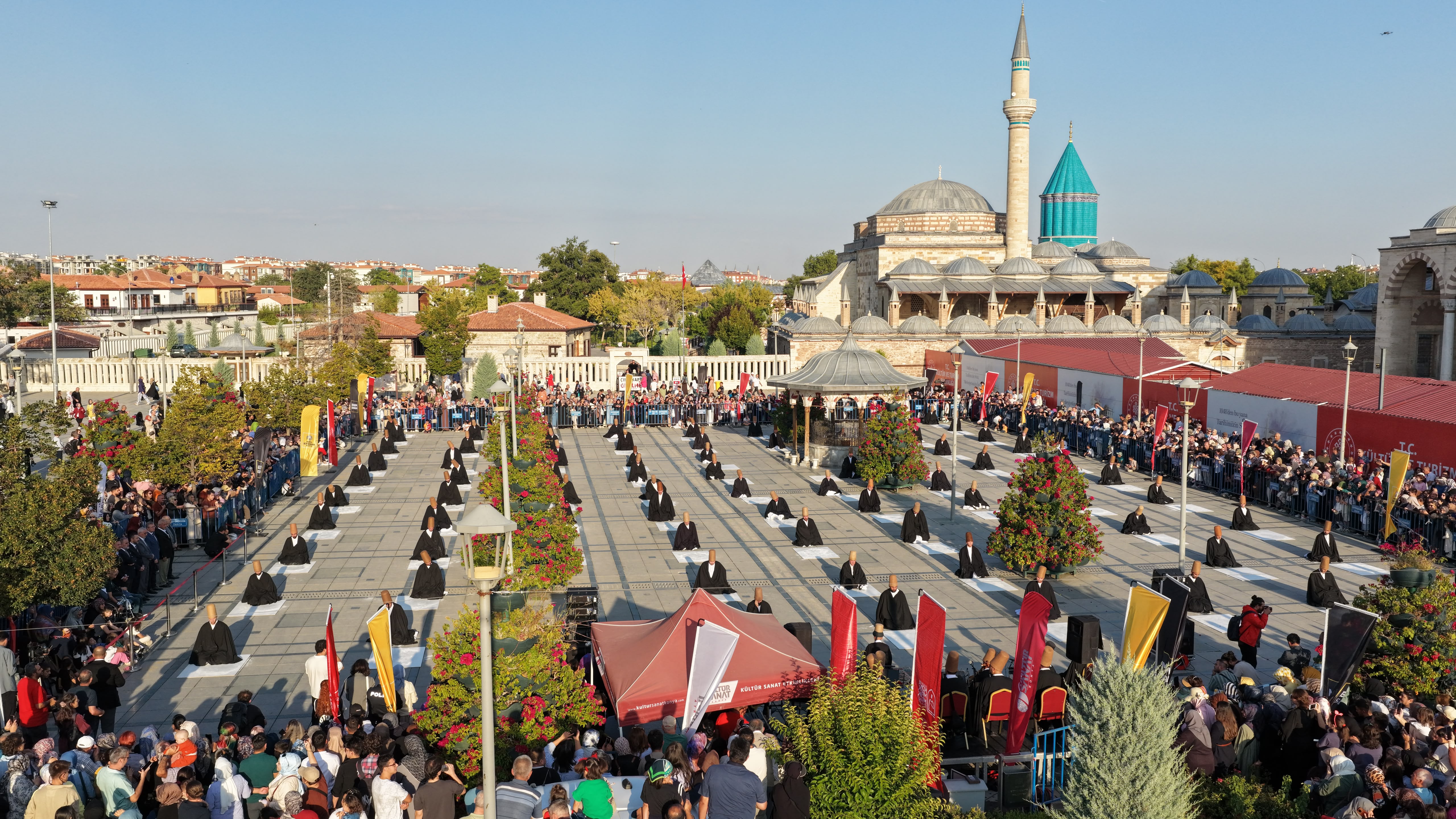 Konya’da 23. Uluslararası Mistik Müzik Festivali Coşkusu Başladı