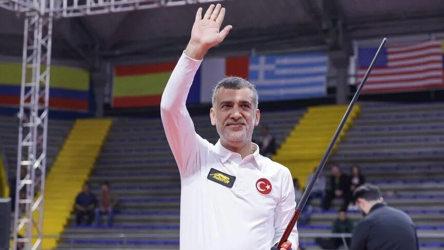 Milli bilardocu Tayfun Taşdemir, dünya üçüncüsü oldu