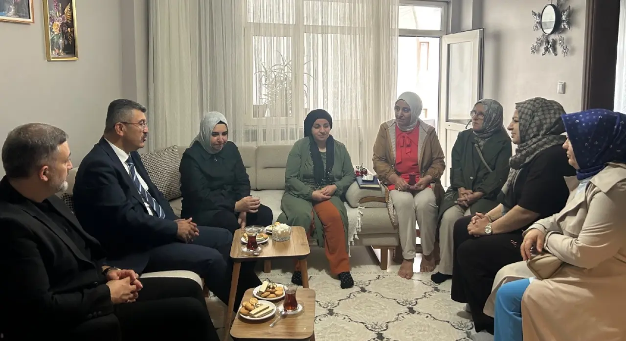 Konya Milletvekili Hasan Ekici, Sultangazi’de vatandaşlarla buluştu