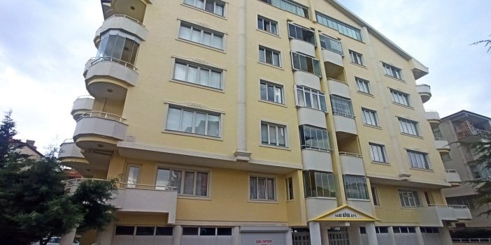 Konya'da 5'inci kattan düşen küçük çocuk hayatını kaybetti