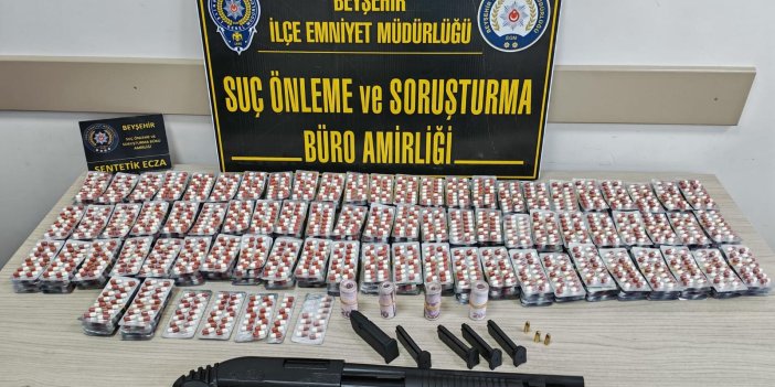 Konya'da uyuşturucu operasyonu: Binlerce hap ele geçirildi, 5 gözaltı