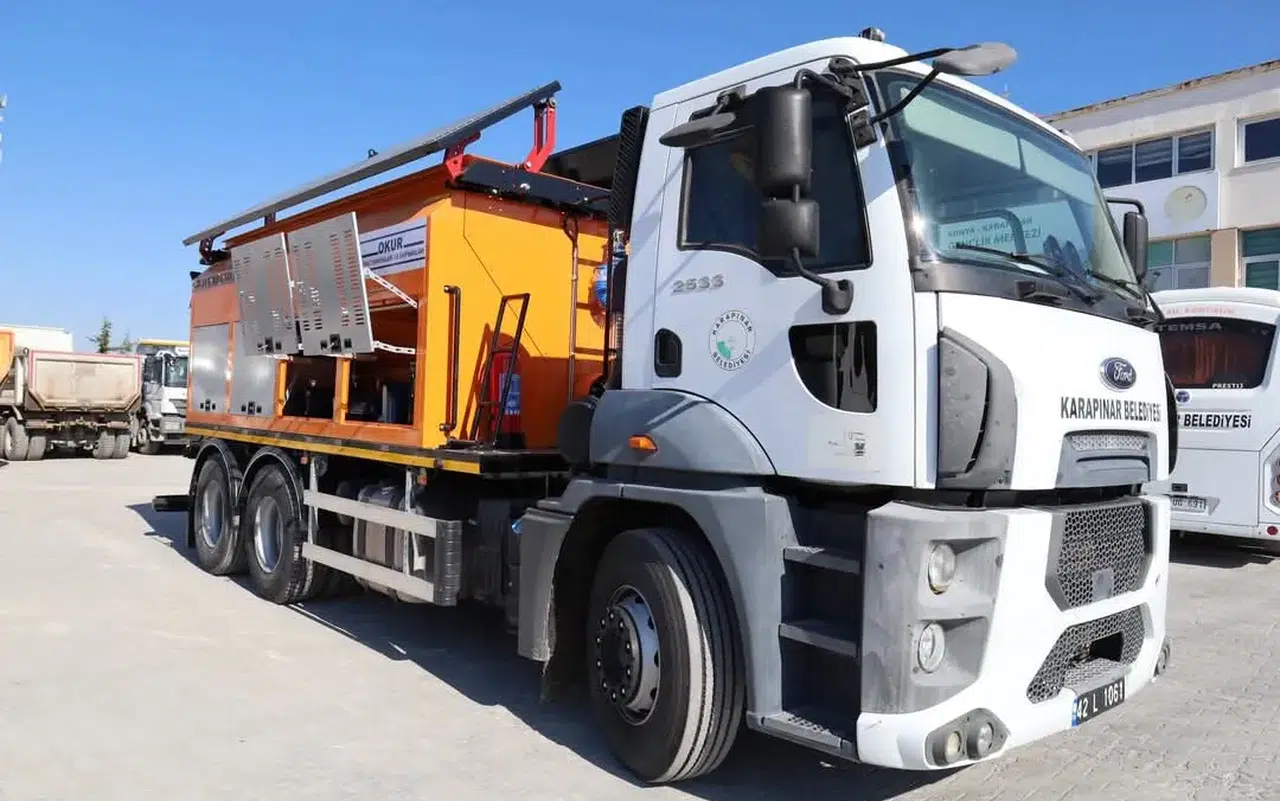Konya Karapınar’da belediyeden yol bakımına yeni yatırım
