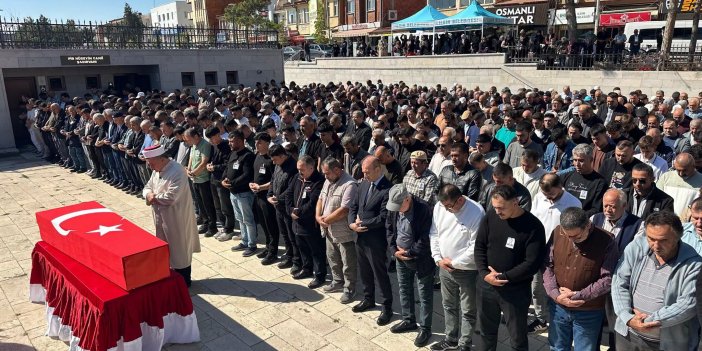 Silahlı çatışmada hayatını kaybeden Konyalı polis memuru Kubilay Çınar son yolculuğuna uğurlandı