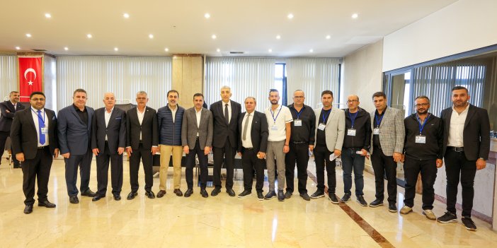Konyaspor yönetiminden Konya Ticaret Borsası Başkanı Hüseyin Çevik’e ziyaret