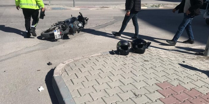 Konya'da SUV tipi araç ile motosiklet çarpıştı: 2 yaralı