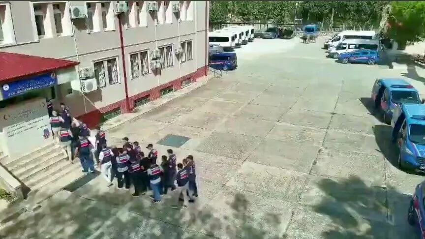 Osmaniye merkezli 8 ilde yasa dışı bahis suçuna yönelik operasyonlarda 59 şüpheli yakalandı