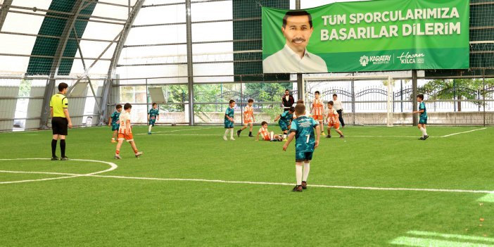 Karatay’da Geleneksel İlkokullar Arası Dostluk Ve Kardeşlik Futbol Turnuvası Başladı