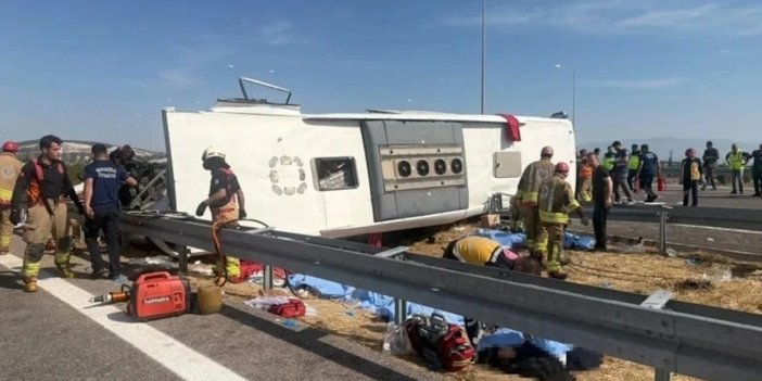 Manisa'da 11 Kişinin Hayatını Kaybettiği Kazada Otobüs ve Tır Şoförü Tutuklandı