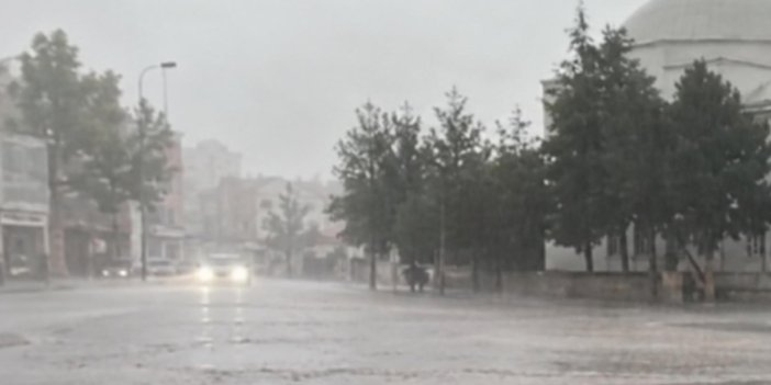 Konya'nın bu ilçesinde sağanak yağış sel ve taşkın'a neden oldu!