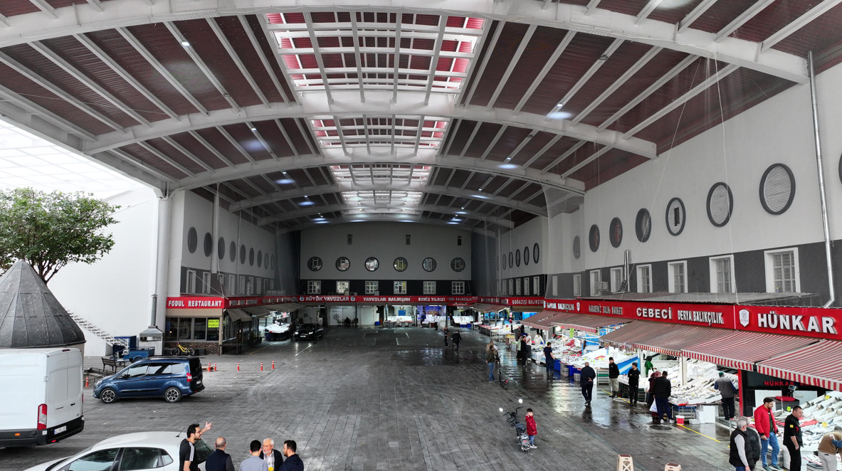 Konya Büyükşehir’in Balık Hali’nde başlattığı bakım ve yenileme çalışması tamamlandı