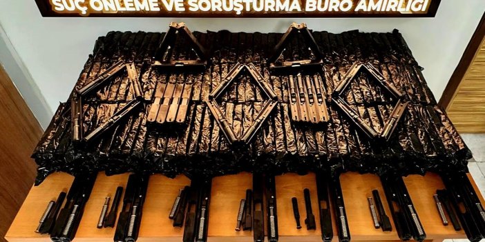 Konya'da silah kaçakçılığına operasyon: 1560 silah parçası ele geçirildi