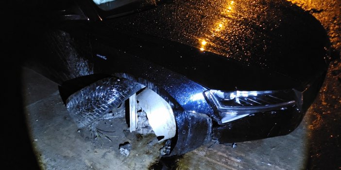 Konya’da otomobil beton kanala çarptı: 2 yaralı