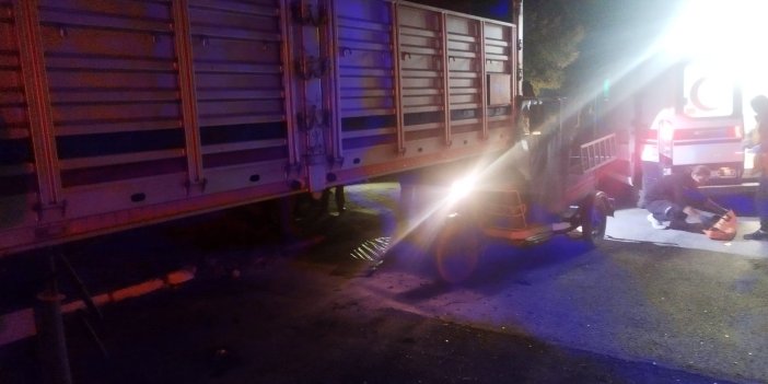 Konya'da motosiklet sürücüsü park halindeki römorka çarptı: Ağır yaralandı