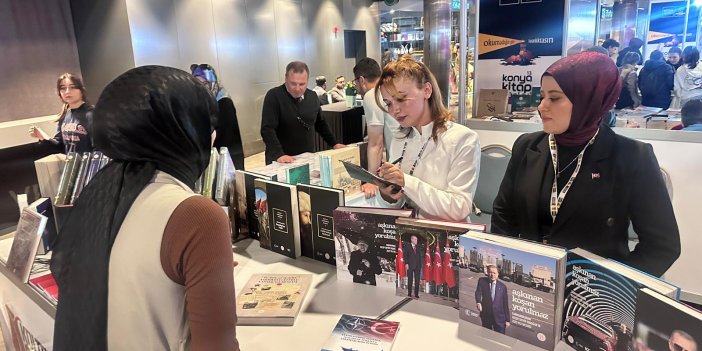 Konya Kitap Günleri'nde Cumhurbaşkanlığı İletişim Başkanlığı standına yoğun ilgi