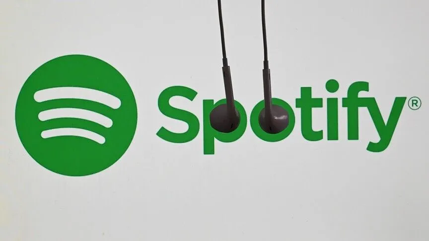 Spotify, yapay zeka tarafından üretilen 50 milyondan fazla parçayı önerilenler listesinden çıkardı