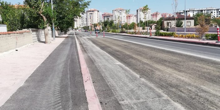 Konya'da 3 ay önce açılan caddeye tadilat yapıldı! Vatandaş tepkili