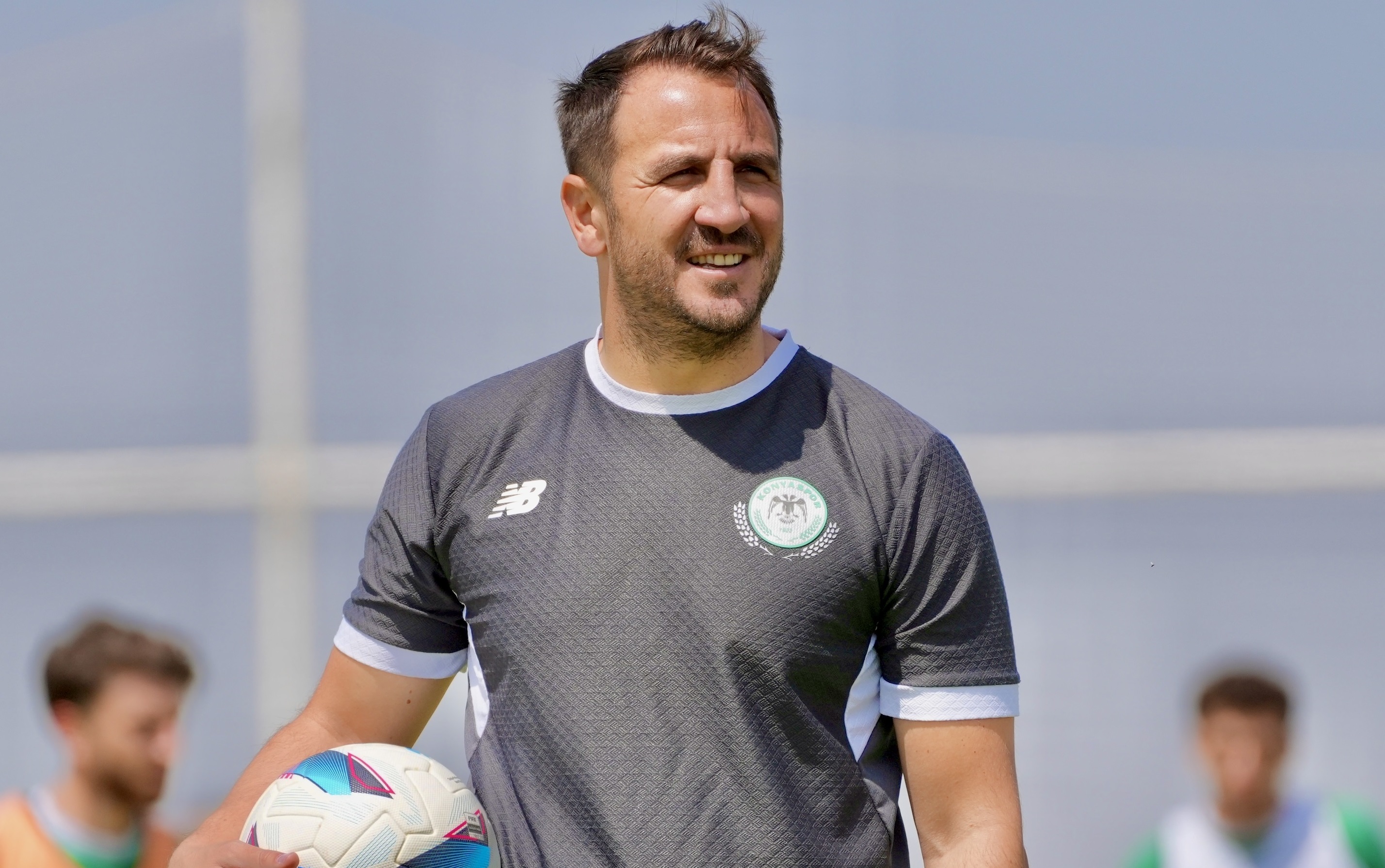 Konyaspor'da Ali Çamdalı'dan maç değerlendirmesi! Çamdalı: Almere maçıyla iyi bir sınav verdik.