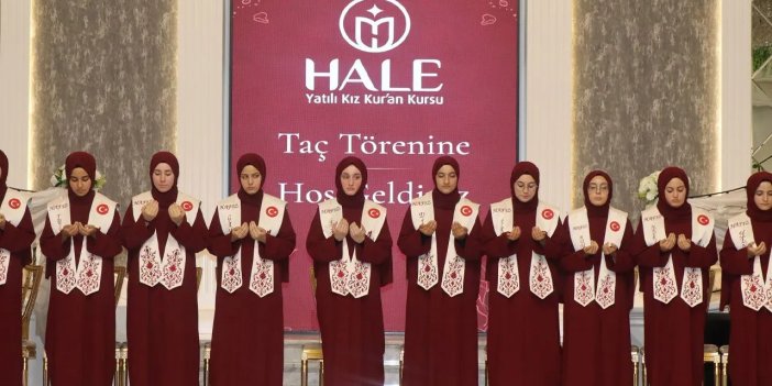 Konya'da 33 Hafız taç giydi