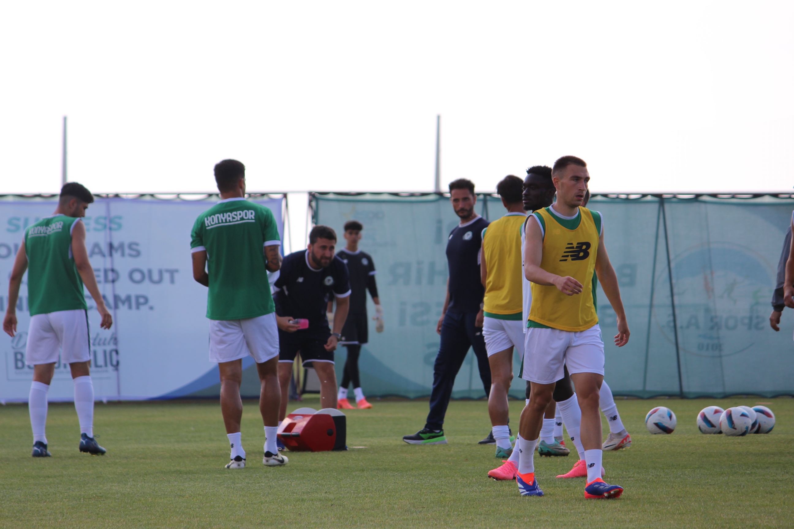 Konyaspor'da liste şekilleniyor! Ali Çamdalı'nın raporu bekleniyor