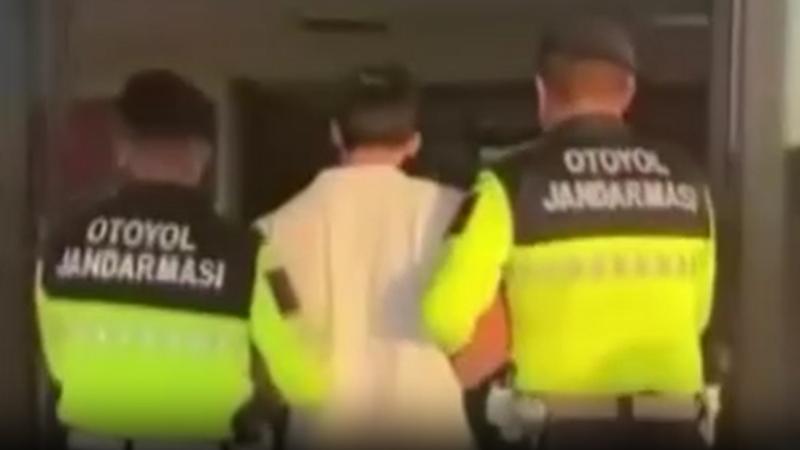 232 kilometre hızla makas attı: Cezası gecikmedi!