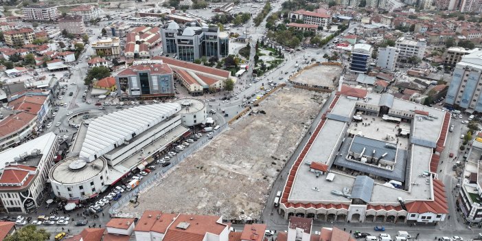 Başkan Altay, tarihi bölgede bulunan Peynir Pazarı’nda önemli bir aşamanın daha tamamlandığını duyurdu.