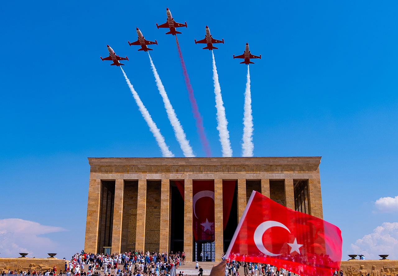 Türk Yıldızları 29 Ekim'de Ankara semalarında uçuş gerçekleştirecek