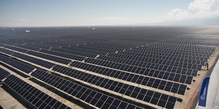 Numan Kurtulmuş açıkladı: Konya'ya 20 megavatlık güneş enerjisi santrali kuruluyor