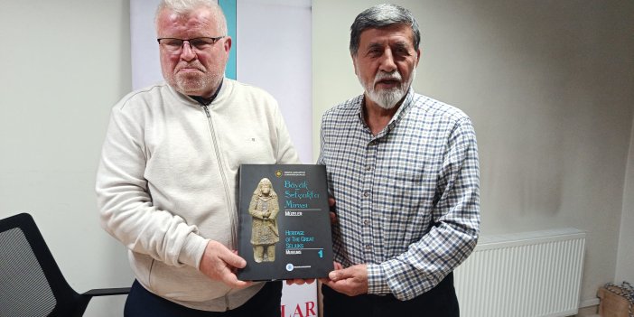 Prof. Dr. Kahramanoğlu, Hattat ve Tarihçi İbn-ül Emin’i Anlattı