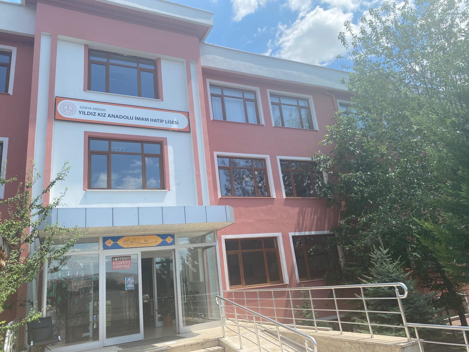 Meram Yıldız Kız AİHL YKS başarılarıyla göz dolduruyor