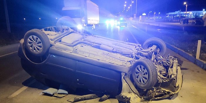 Konya'da sürücüsünün direksiyon hakimiyetini kaybettiği araç takla attı