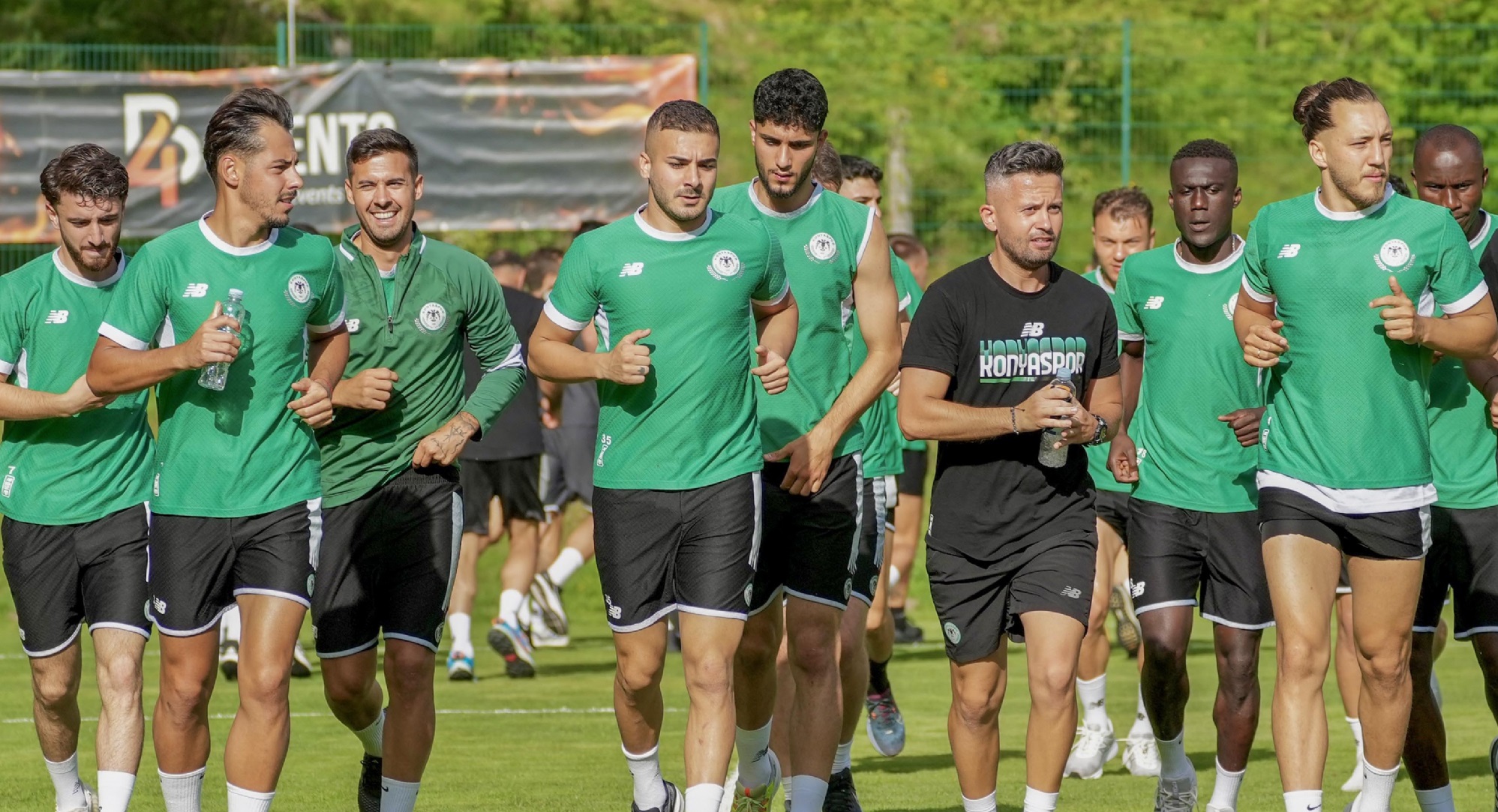 Konyaspor, tam yol ileri! Slovenya kampı başladı