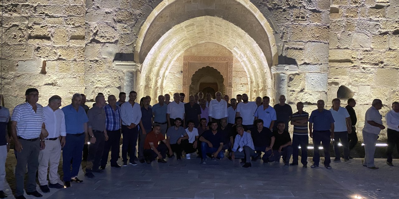 Başkan Erkoyuncu Obruk Hanı'nda çiftçilerle buluştu