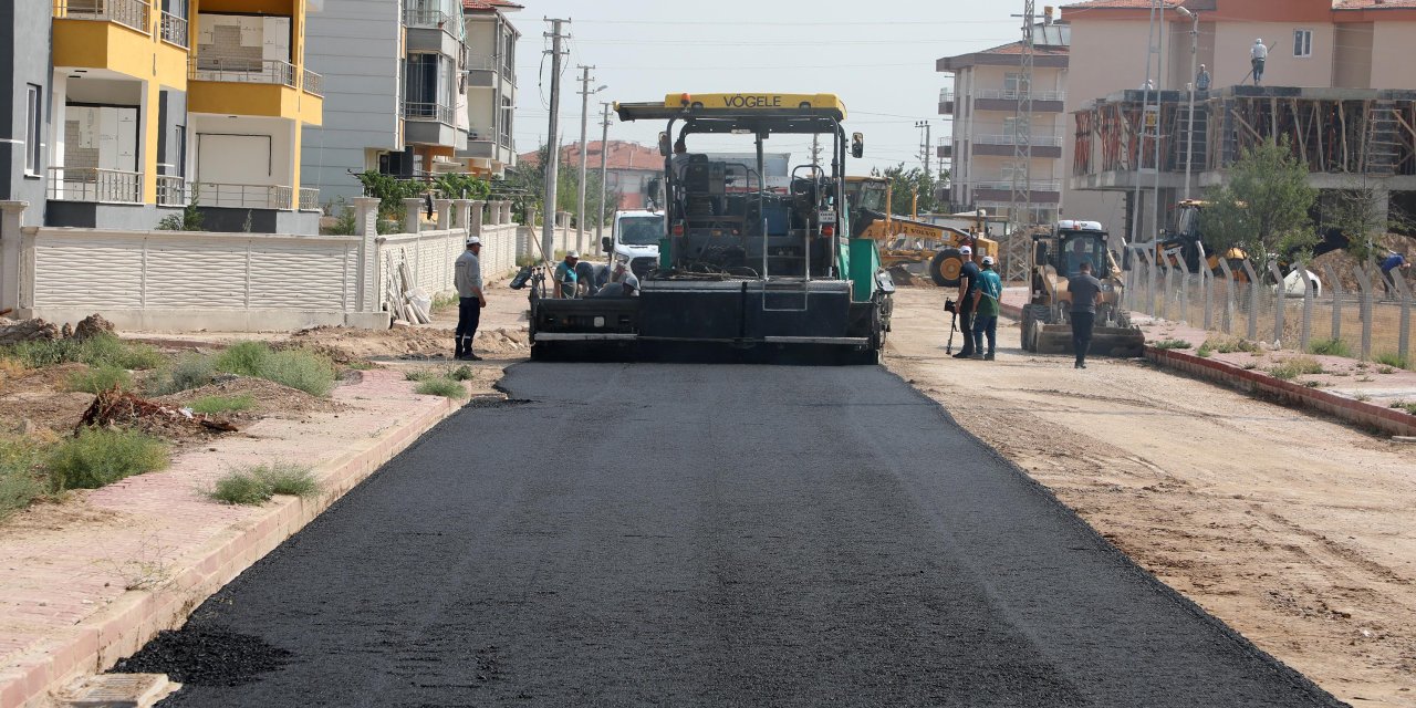 Karatay’da altyapı ve asfalt sezonu yoğun geçiyor