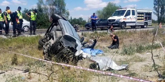 Feci kazada bir aile yok oldu!